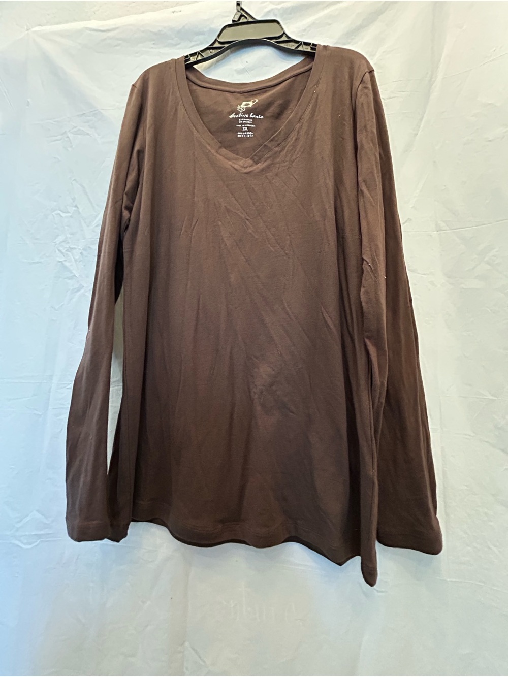 Active Basic Junior’s Long Sleeve V‑Neck Tee in Brown Sz 2XL